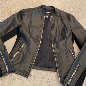 Express moto jacket